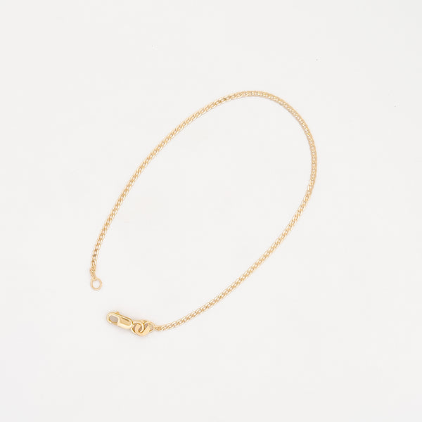 ENA curb chain bracelet in solid 9ct yellow gold. Italian-made, finished in Melbourne by AGOVIA.