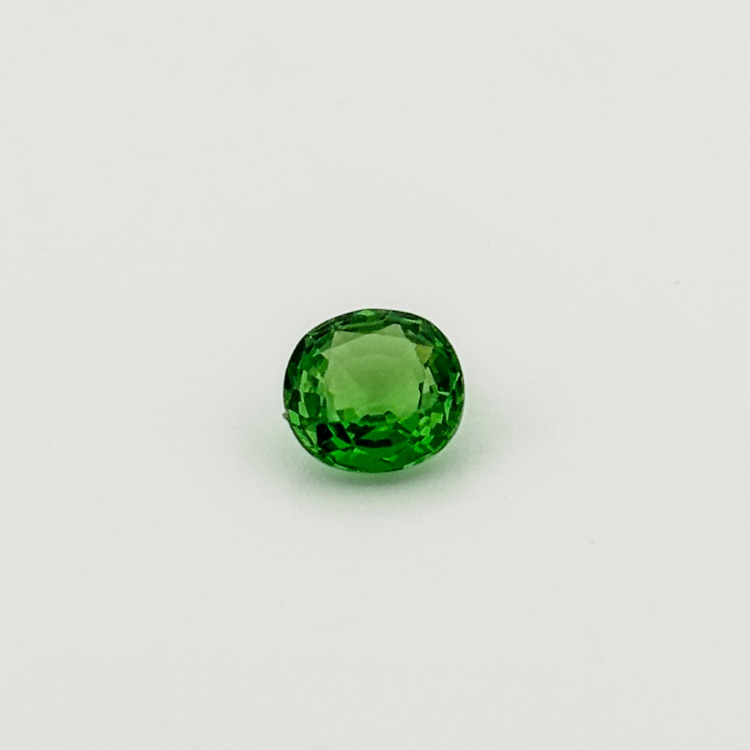 Tsavorite Garnet — Oval Cut