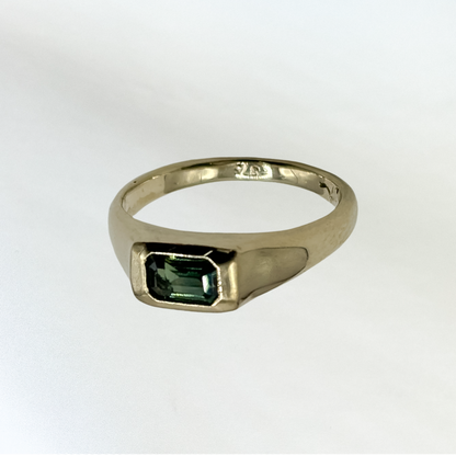 ZABOCA RING (green sapphire)