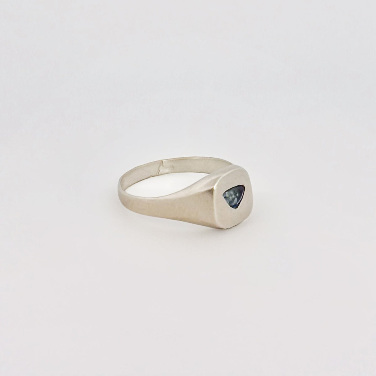 FACETIA signet ring in sterling silver, set with a trapezoid-cut Santa Maria aquamarine. Handmade in Melbourne by AGOVIA.