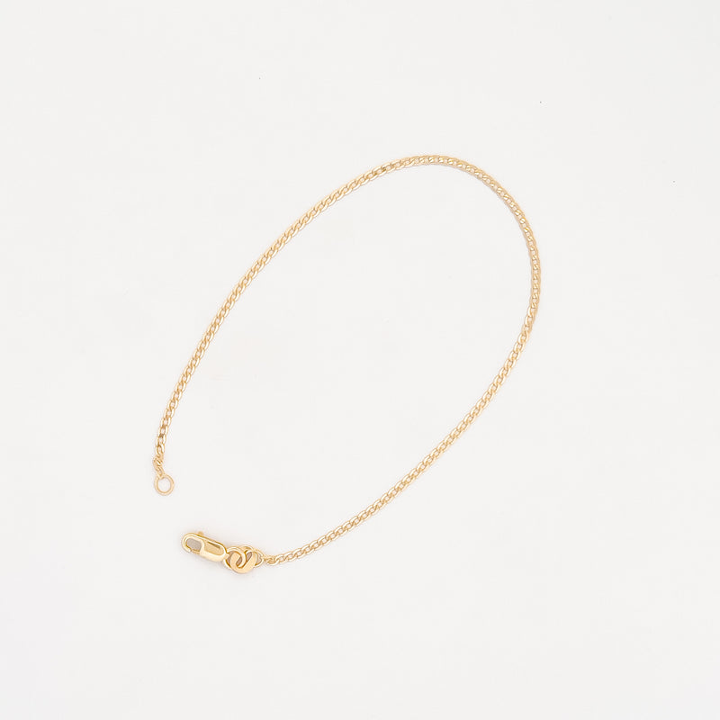 ENA curb chain bracelet in solid 9ct yellow gold. Italian-made, finished in Melbourne by AGOVIA.