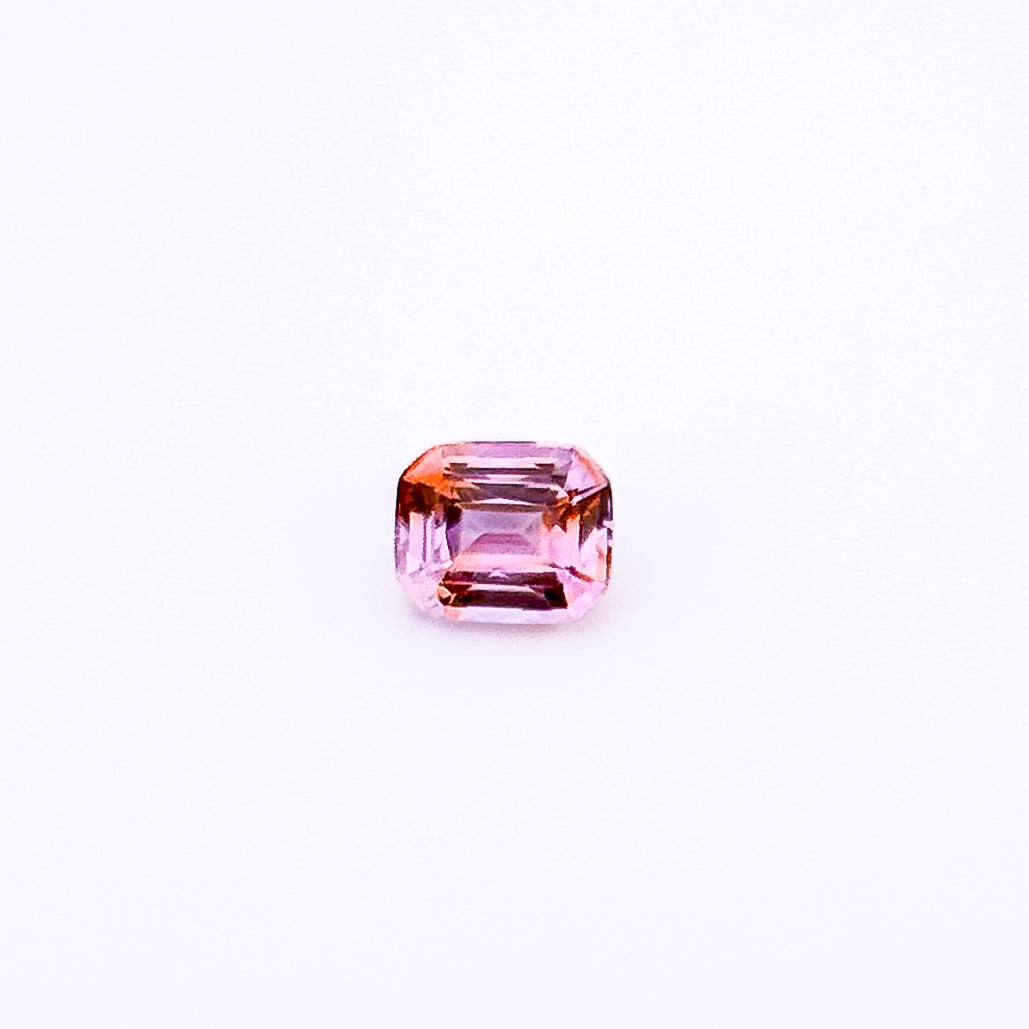 Parti Sapphire (7.28x6.11, cushion)