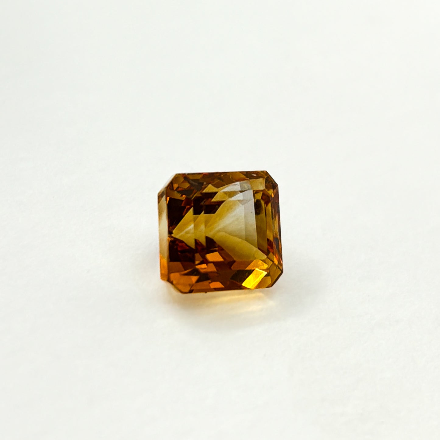 Madeira Citrine (square-emerald cut, 9.9x9.1mm)