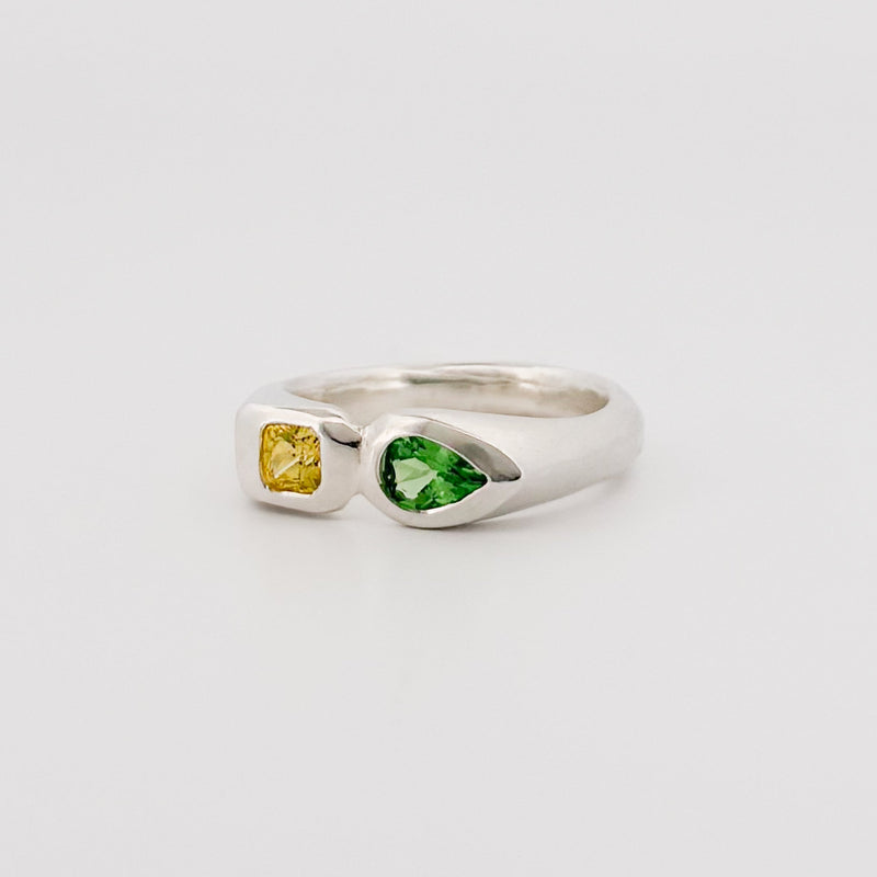 JUDE Ring in sterling silver, set with a pear-cut tsavorite garnet and Asscher-cut Ceylon sapphire. Handmade in Melbourne by AGOVIA.