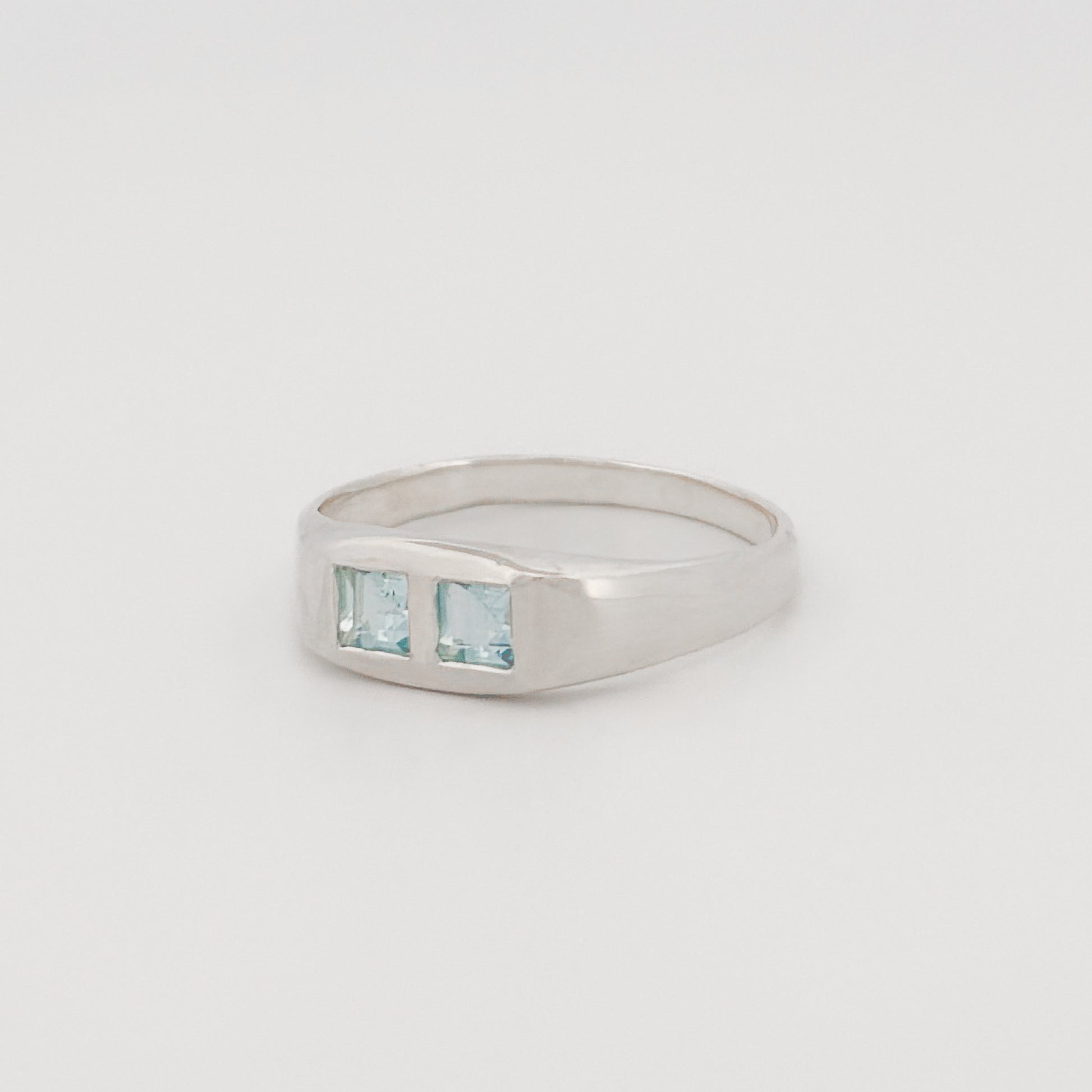 LIORA Ring