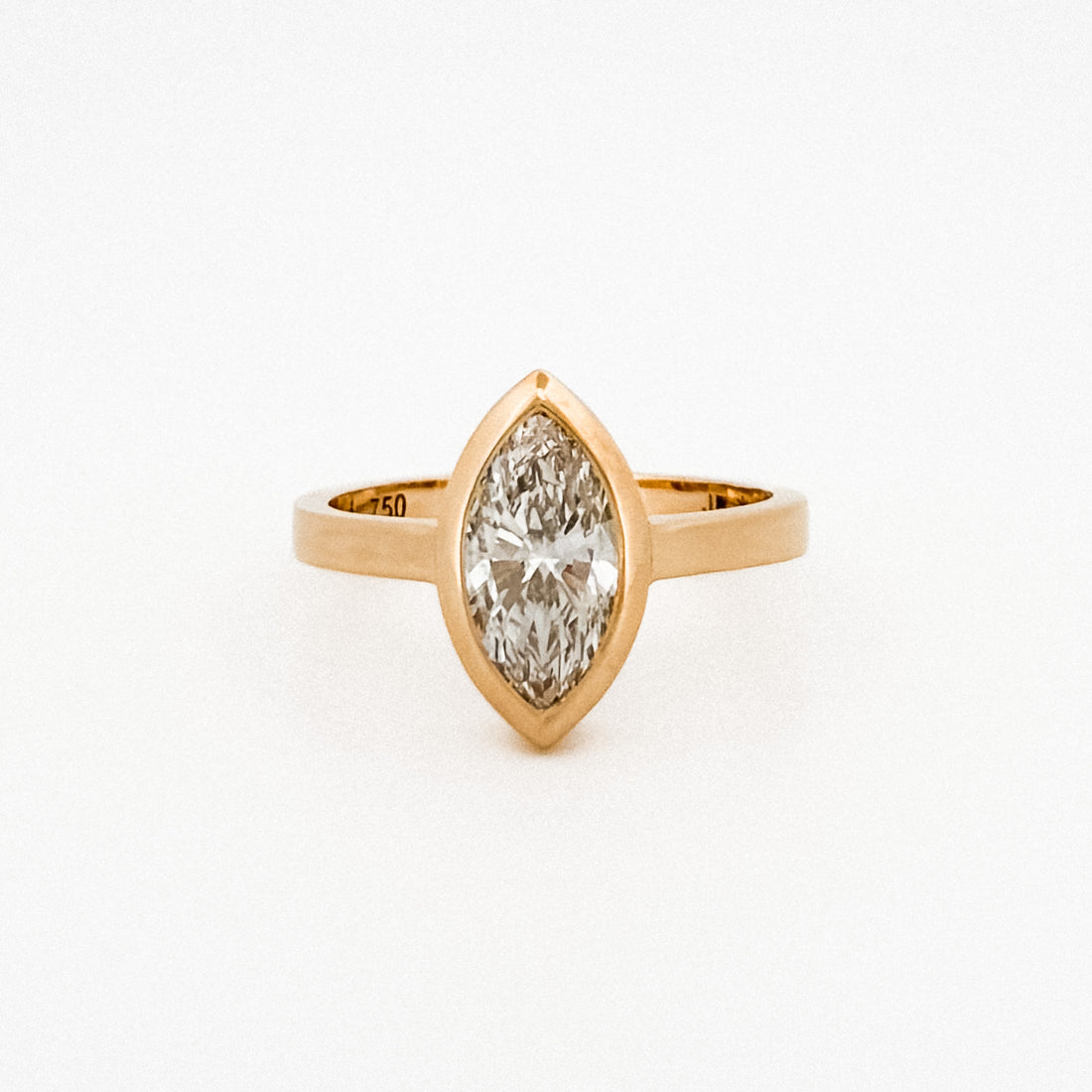 MARQUISE Solitaire Engagement Ring