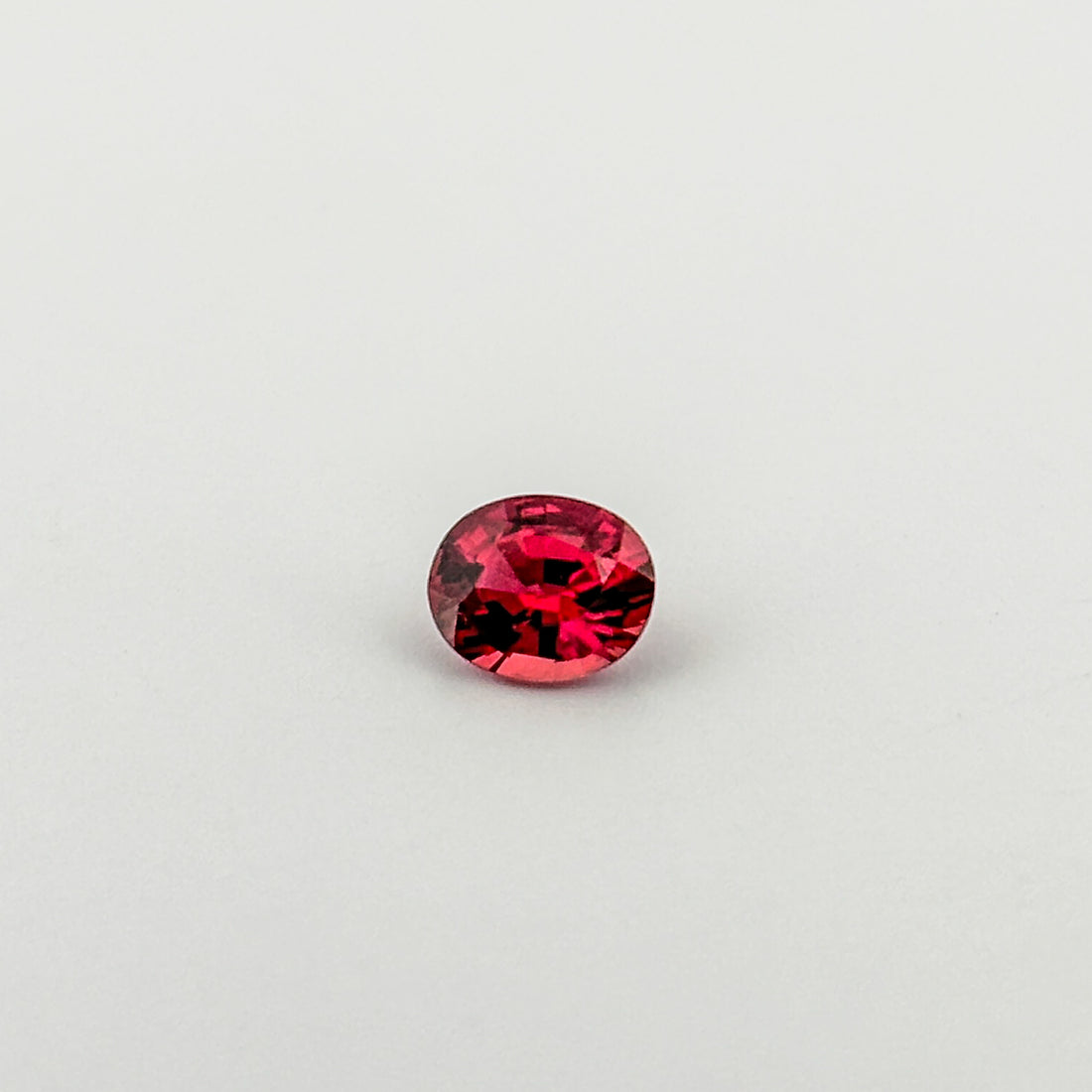 Ruby (5x4, oval-cut)