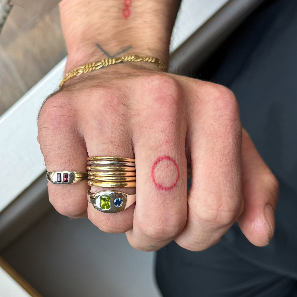 MILO signet ring in Argentium silver, set with a Ceylon sapphire and Pakistani peridot. Handmade in Melbourne by AGOVIA.
