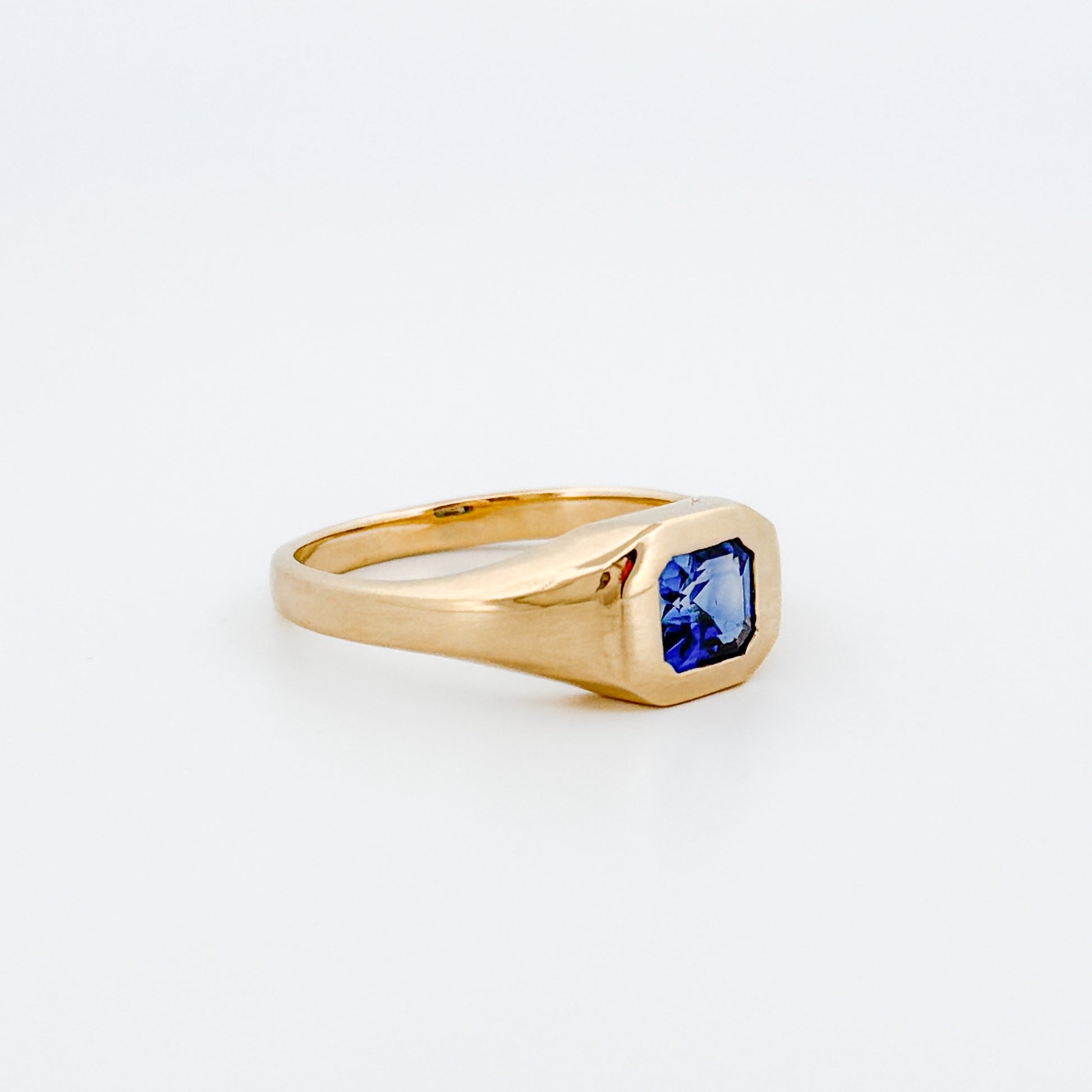 BACCHUS Ring