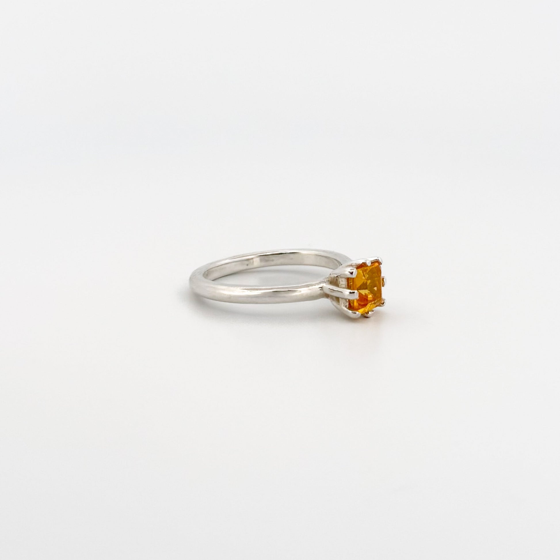 SOLITAIRE Ring (Synthetic Sapphire)