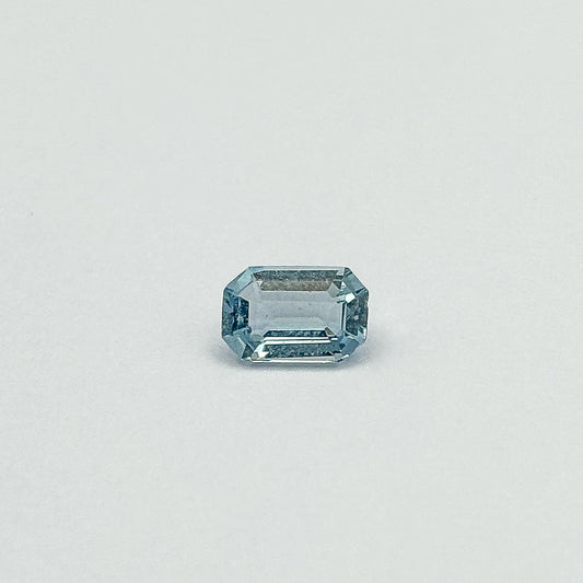 Aquamarine (emerald cut, 6x4mm)