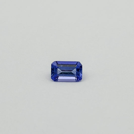 Tanzanite (emerald cut, 6x4mm)