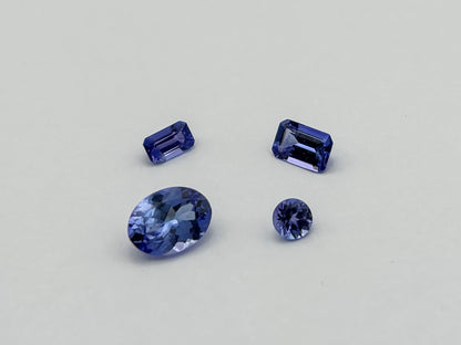 Tanzanite (emerald cut, 6x4mm)