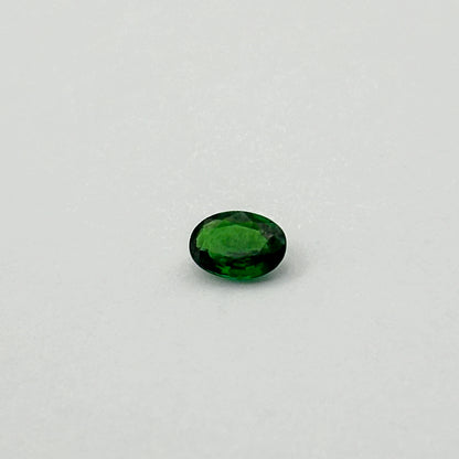 Tsavorite Garnet (oval cut, 5x4mm)