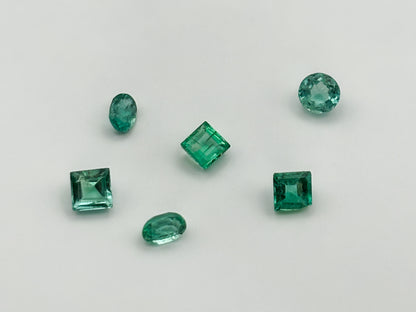 Emerald (carre cut, 3.25mm)