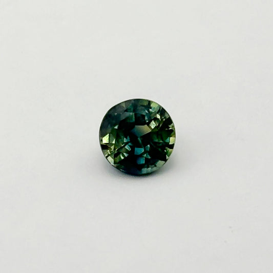 Australian Sapphire (round cut, 5.40mm)