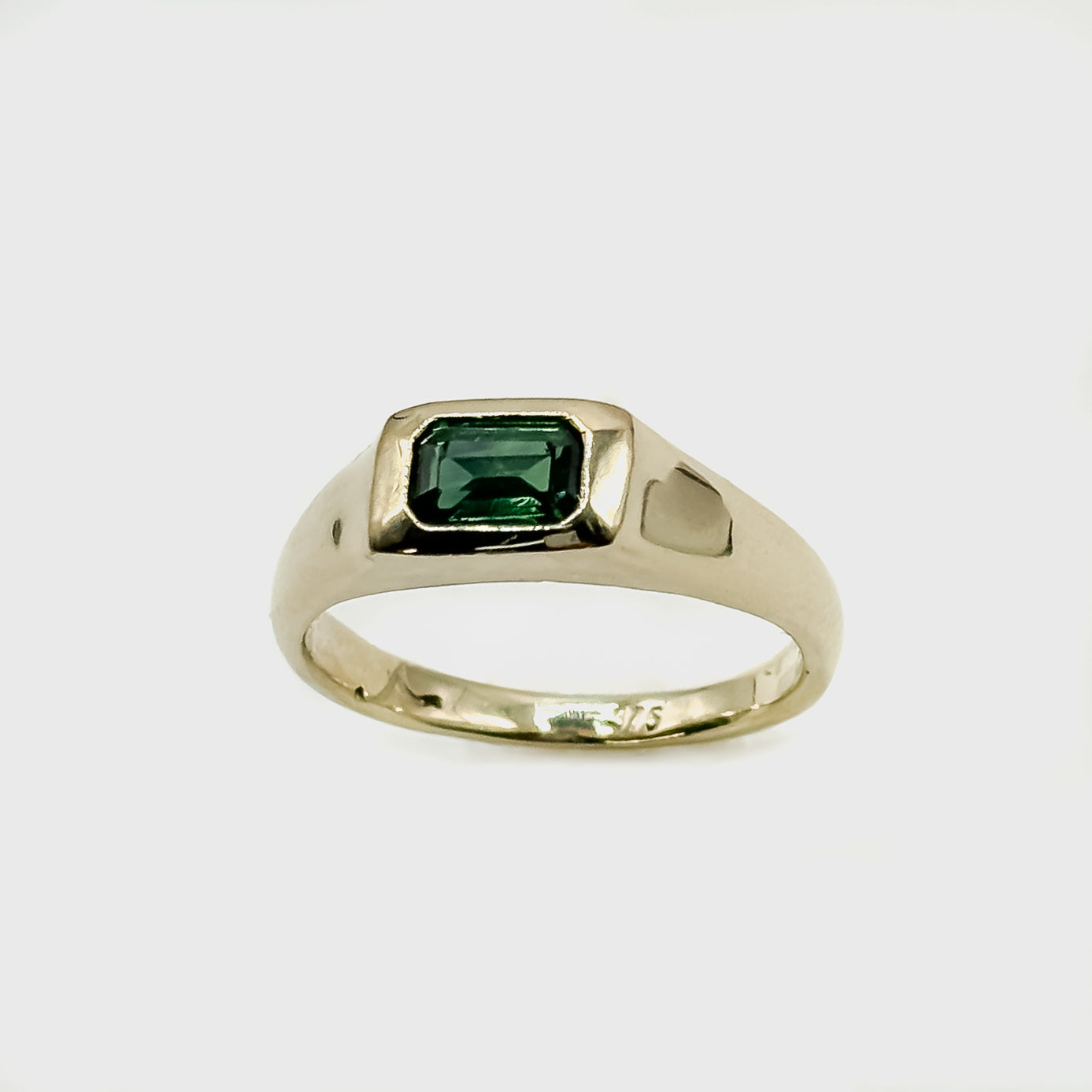 ZABOCA RING (green sapphire)