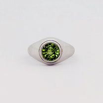 VARO Ring in recycled sterling silver, set with a round-cut peridot solitaire. Handmade in Melbourne by AGOVIA.