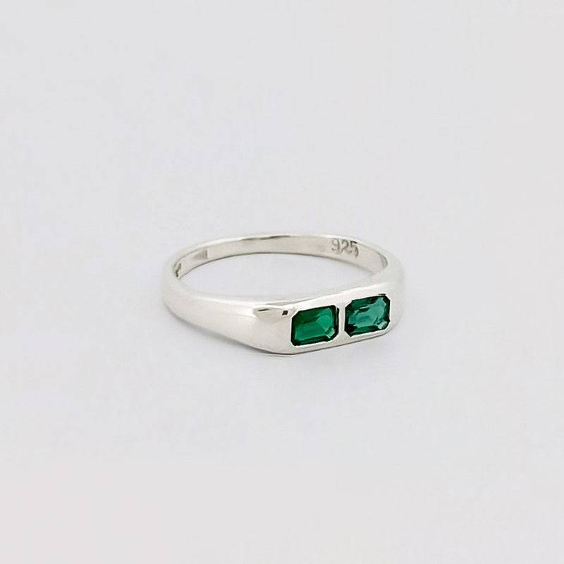 AYXA Ring in sterling silver, set with a 4x3mm emerald-cut hydro-thermal emerald. Handmade in Melbourne by AGOVIA.