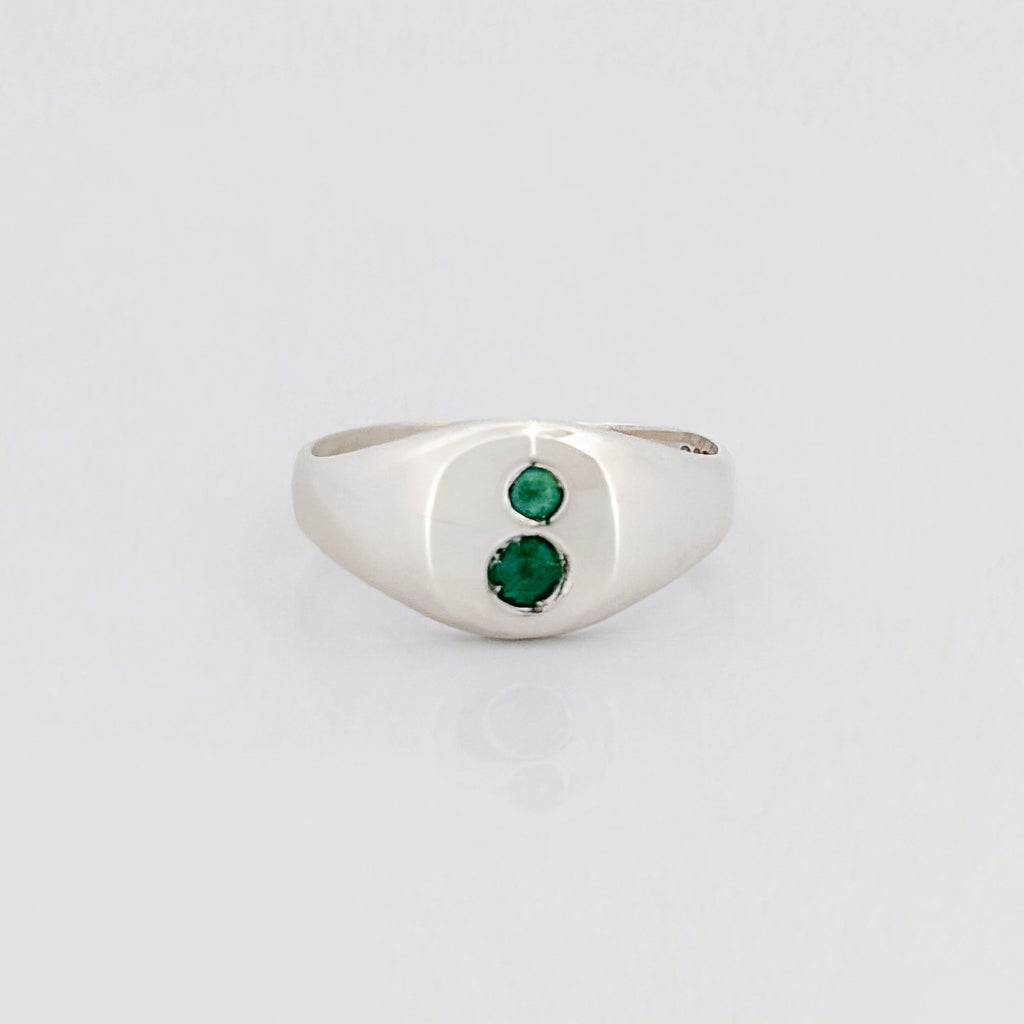 Agovia Silver Emerald PERPETUAL Signet Ring Front