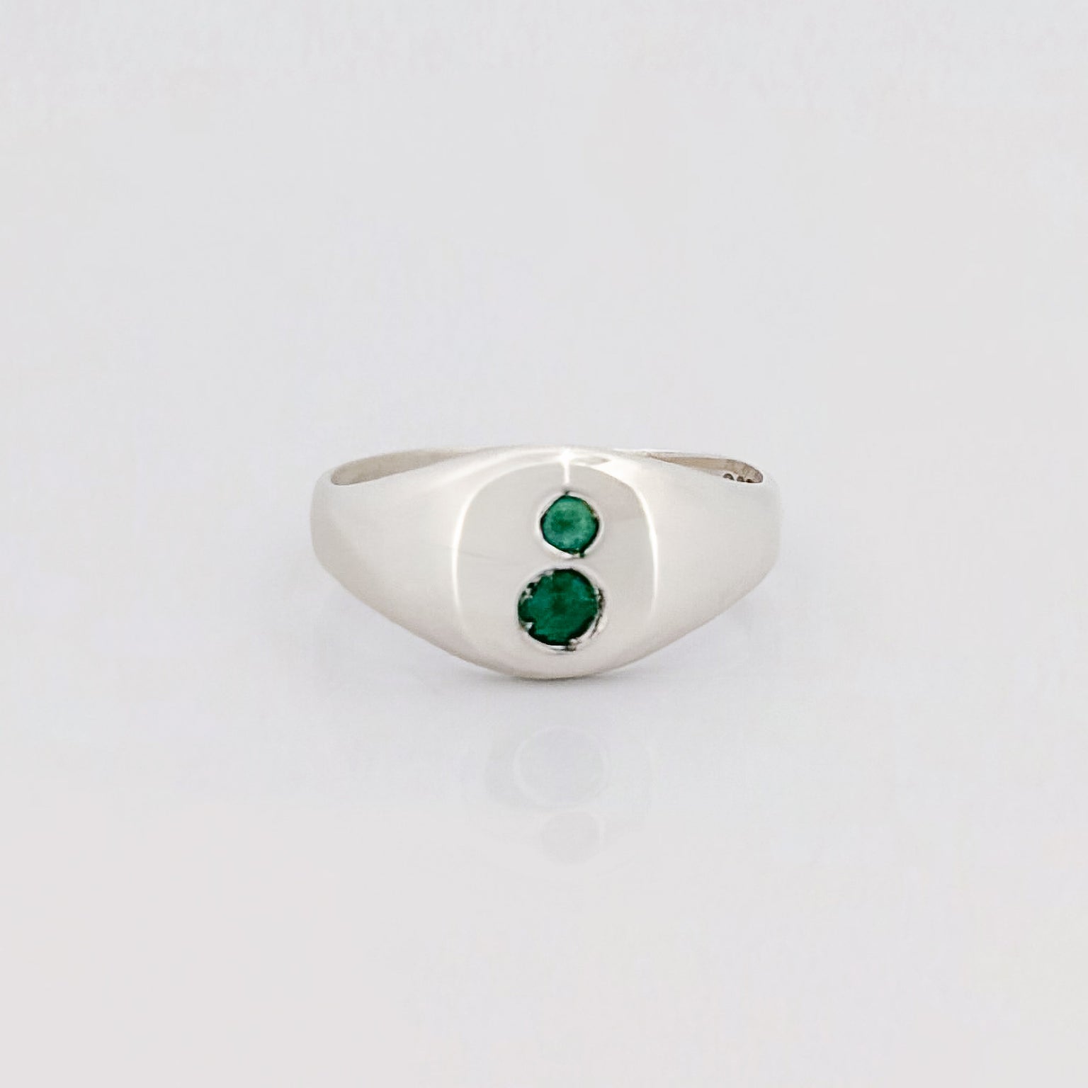 Agovia Silver Emerald PERPETUAL Signet Ring Front