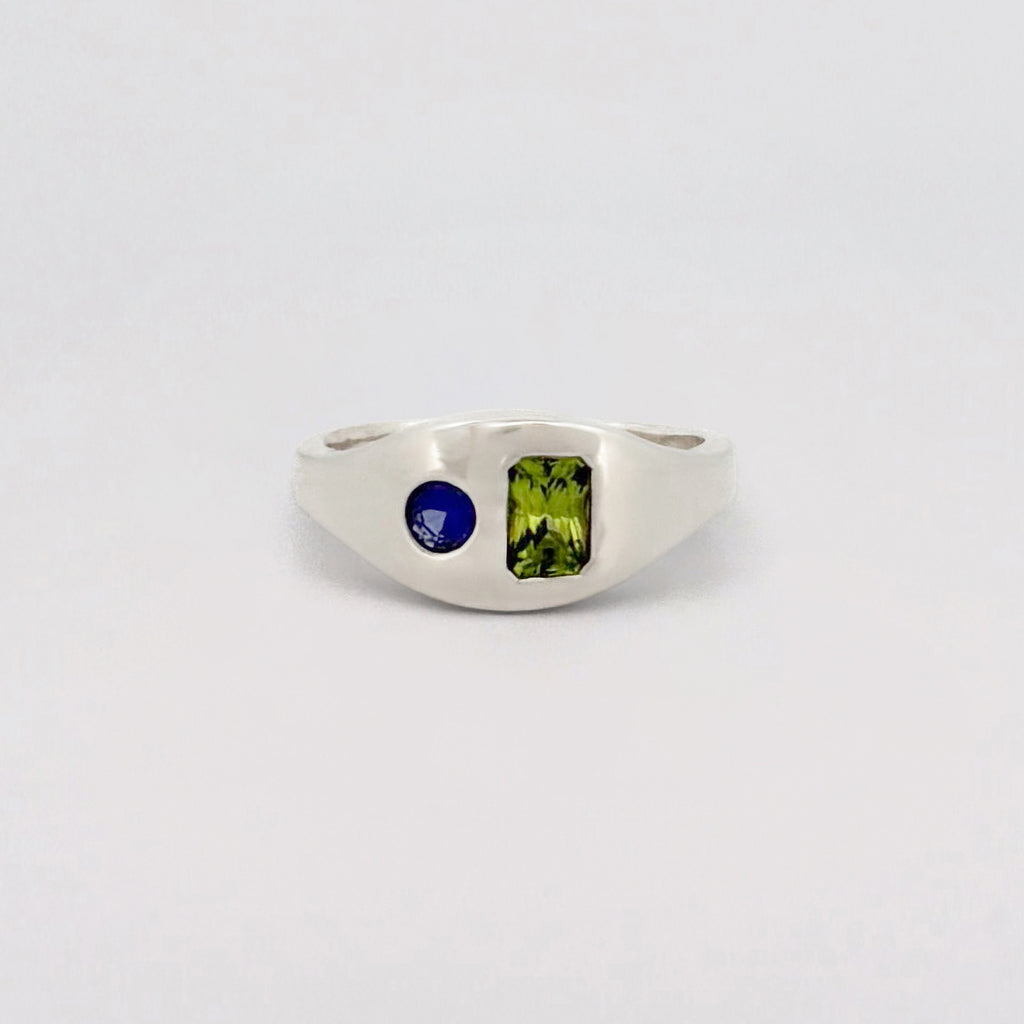 MILO signet ring in Argentium silver, set with a Ceylon sapphire and Pakistani peridot. Handmade in Melbourne by AGOVIA.