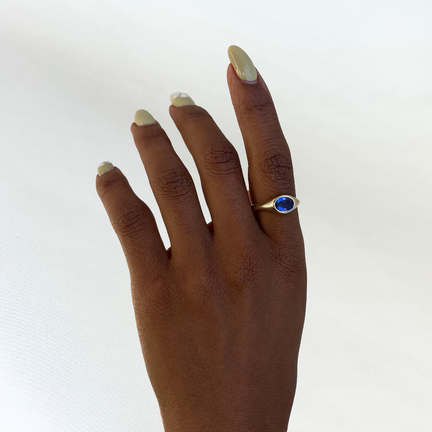 Opulent Oval Ring (tanzanite)